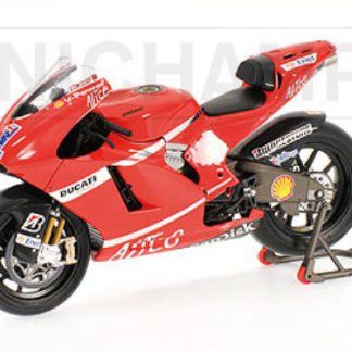 MINICHAMPS 1/12 DUCATI DESMO GP8 STONER 2008
