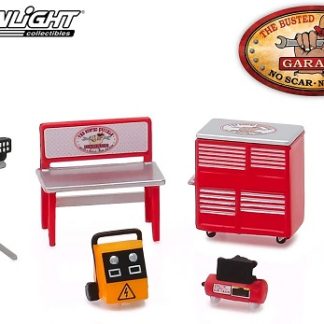 GREENLIGHT GARAGE SHOP TOOLS  1/64