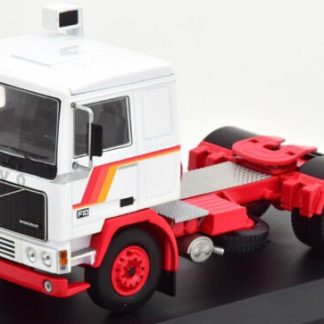 IXO - VOLVO F10  1983  1/43  TR038
