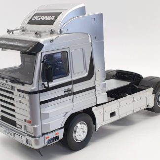 ROAD KINGS - SCANIA 143 STREAMLINE SILVER  1/18  RK180103